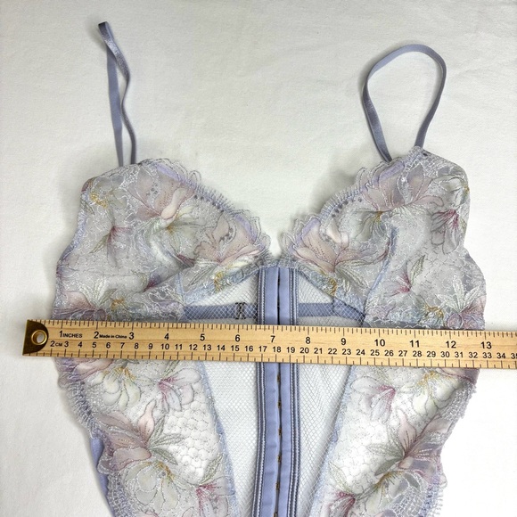 NEW Victoria’s Secret Lavender Floral Embroidered Unlined Lace Teddy M - NWT - Picture 14 of 14